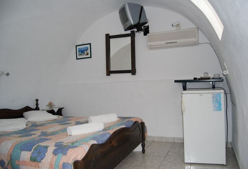 اتاق استاندارد یک نفره, Aretousa Villas