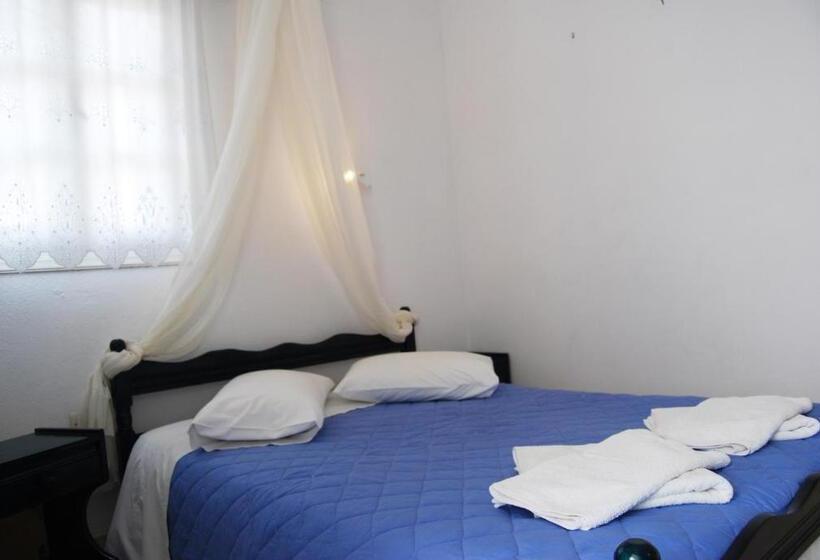 اتاق عادی, Aretousa Villas