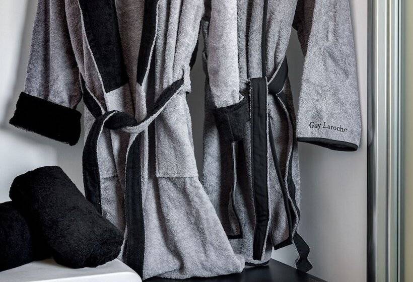 سوئیت با وان آب گرم, Evgenia Villas & Suites By Calm Collection