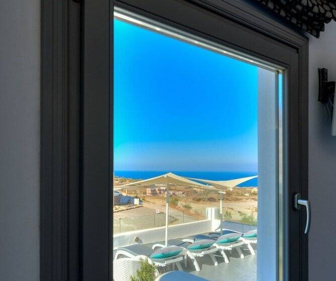سوئیت با وان آب گرم, Evgenia Villas & Suites By Calm Collection