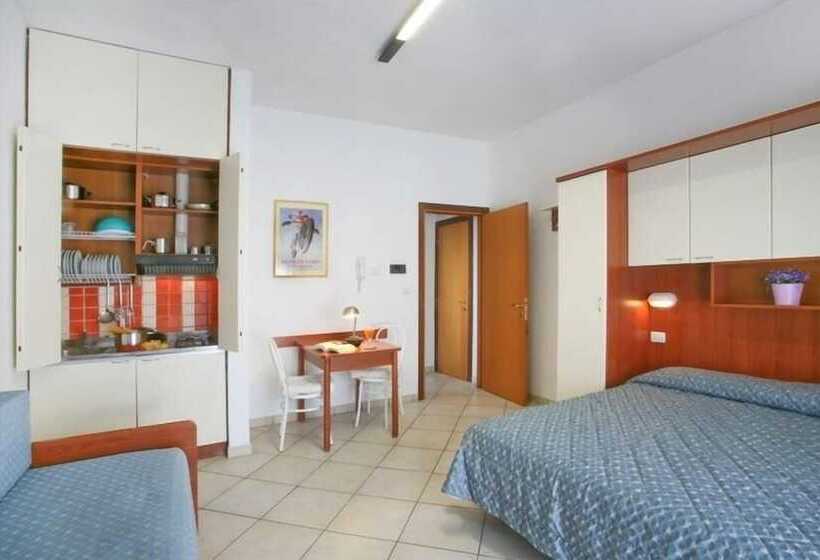 استودیوی استاندارد, Residence I Girasoli
