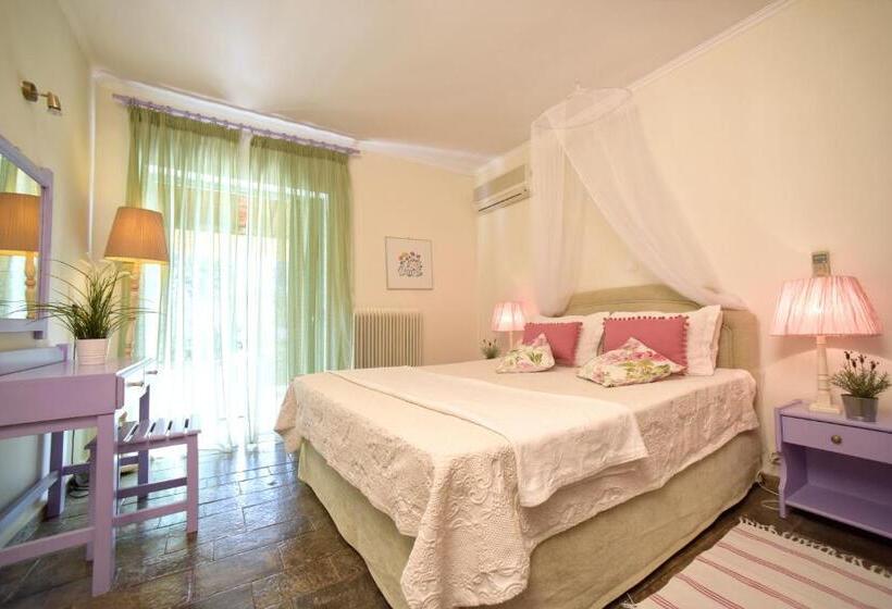 Люкс, Isabella Country House