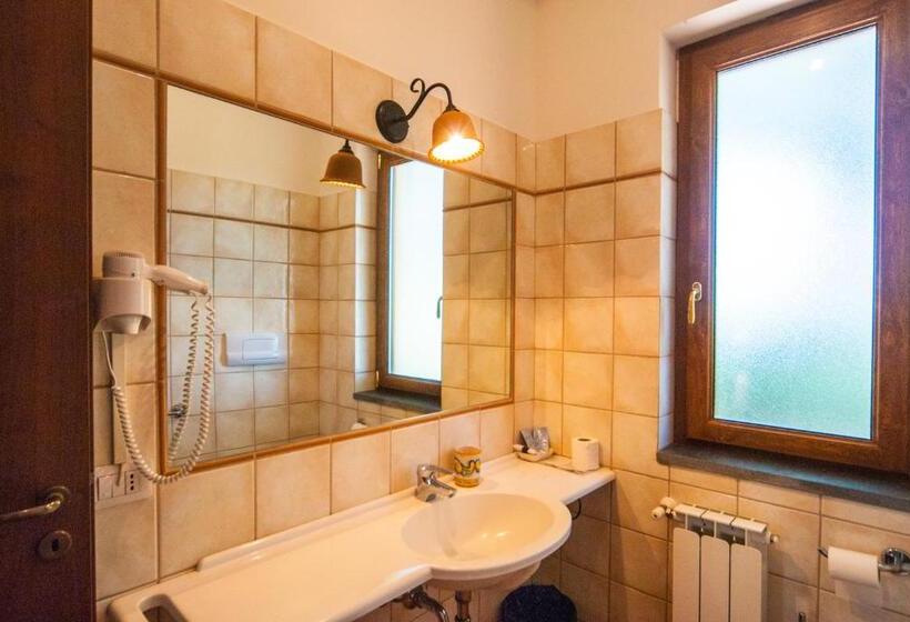标准间, Poggiofelice B&b