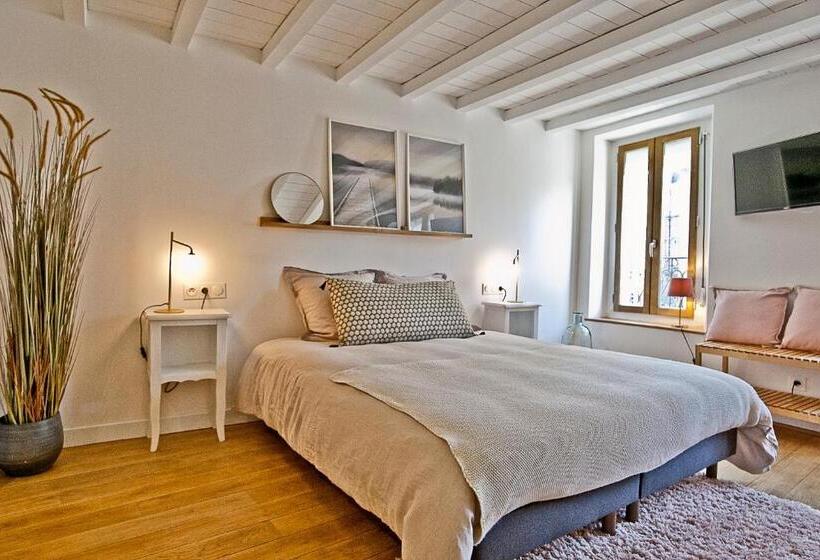 Номер Стандарт, Meublé De Tourisme, Les Chambres Du Beffroi
