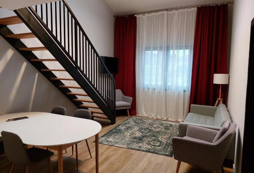 آپارتمان 1 خوابه, H11 Downtown Apartments