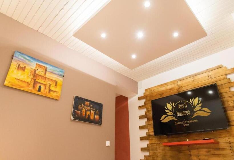 Люкс с Террасой, Aux 3 Nuances Suites Privatives & Spa