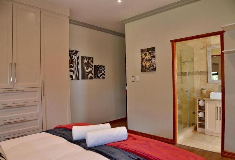 اتاق لوکس, Kameeldrift Waterfront Estate & Resort