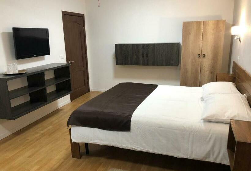 اتاق لوکس سه تخته, Vila Loft Cube