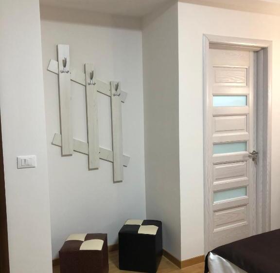 اتاق لوکس با تخت بزرگ, Vila Loft Cube