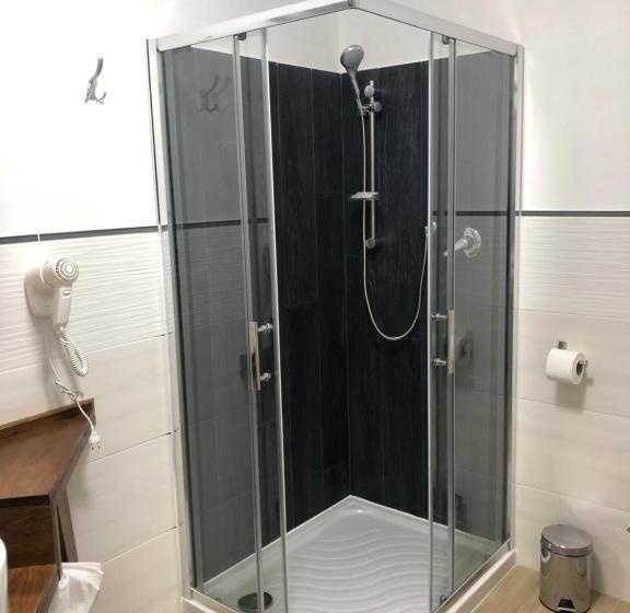 اتاق لوکس سه تخته, Vila Loft Cube