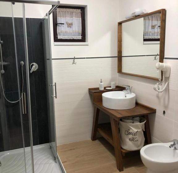 اتاق لوکس چهار تخته, Vila Loft Cube