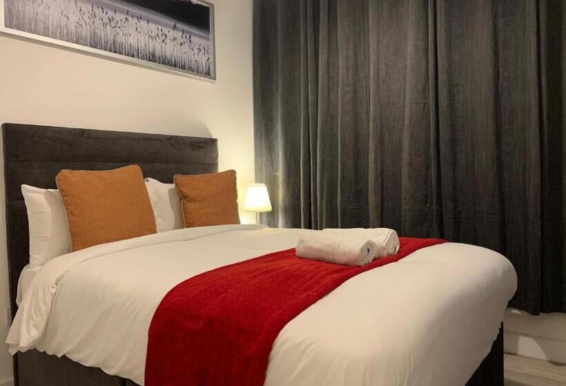 اتاق استاندارد با سرویس بهداشتی مشترک, Frances St House