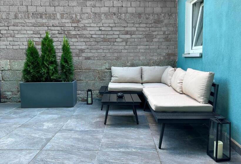 آپارتمان 1 خوابه با تراس, Nurban Apartments Oldtown