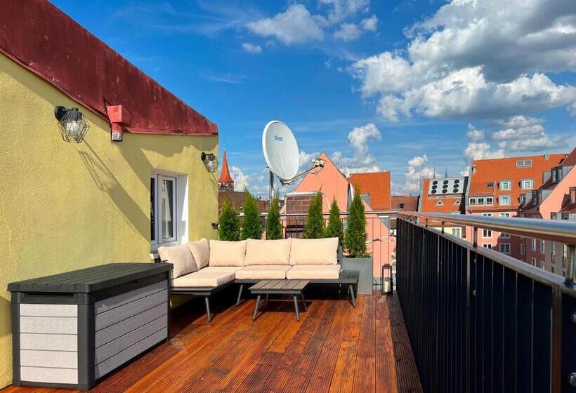 آپارتمان 1 خوابه با تراس, Nurban Apartments Oldtown