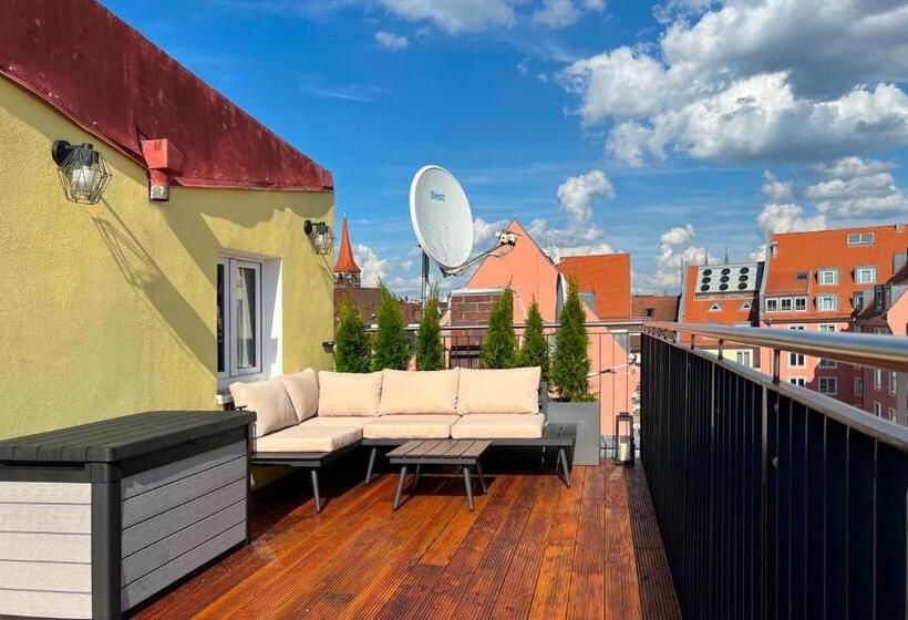 آپارتمان 1 خوابه با تراس, Nurban Apartments Oldtown