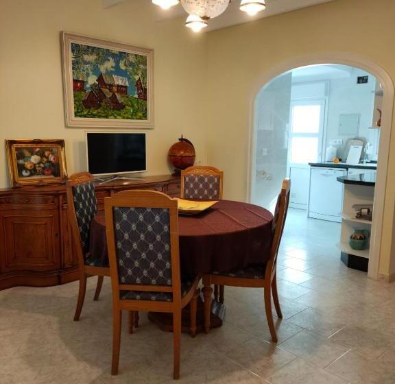 オーシャンビューの１ベッドルームビラ, Villa  Vista Javea   Home Away From Home