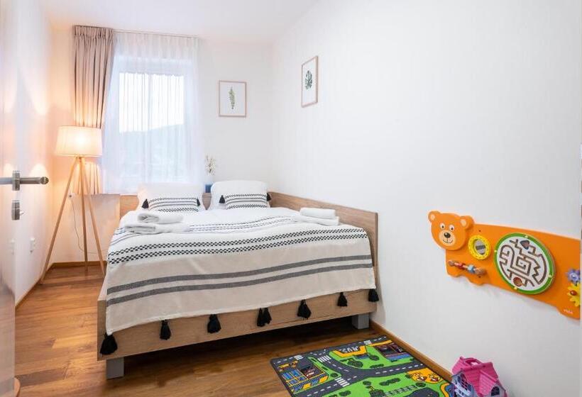 آپارتمان 2 خوابه با بالکن, Apartmány Resort Vrchlabí