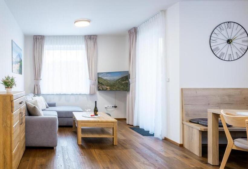 آپارتمان 2 خوابه با بالکن, Apartmány Resort Vrchlabí