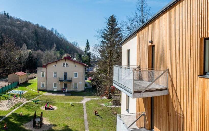 آپارتمان 2 خوابه با بالکن, Apartmány Resort Vrchlabí