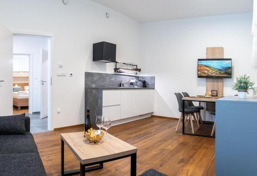 آپارتمان 1 خوابه همکف, Apartmány Resort Vrchlabí