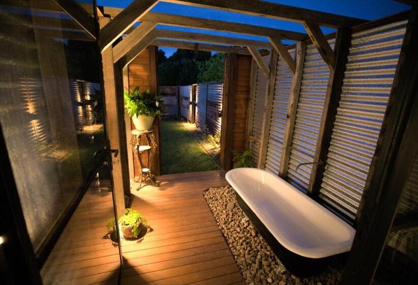 스탠다드 룸 킹사이즈 침대, The Old Chaff Mill Organic Vineyard Retreat