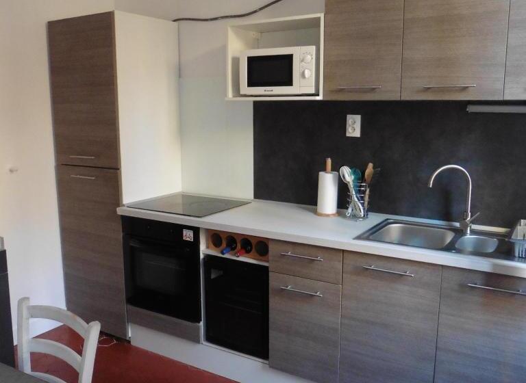 Студия Superior, Villa Zola
