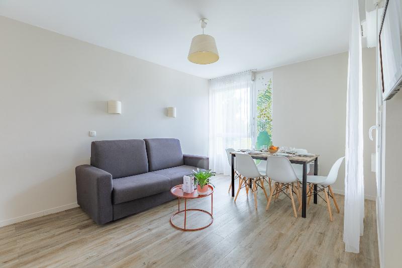 Apartamento 2 Dormitórios, Appart’city Confort Tours