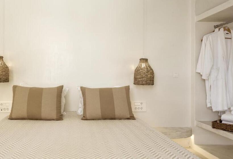 سوییت, Naxian Collection