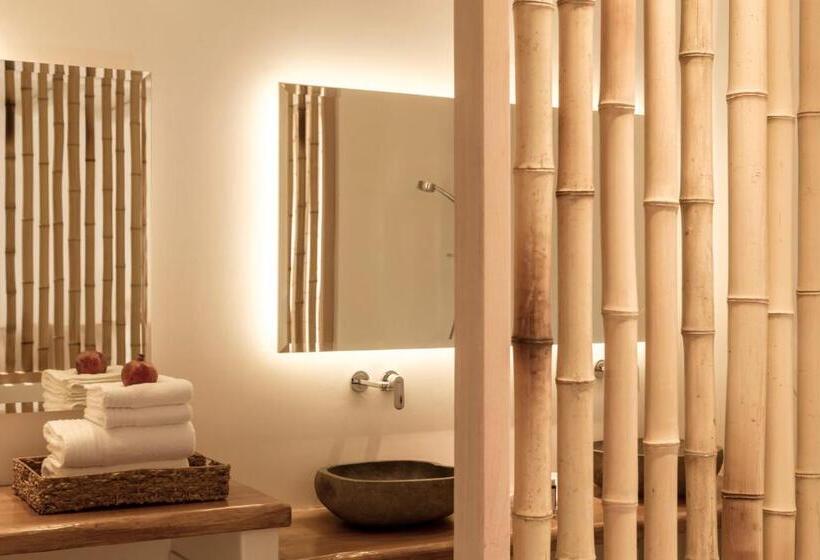 سوئیت پریمیوم, Naxian Collection