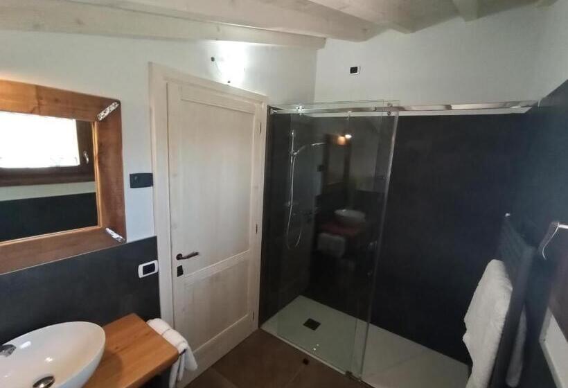 חדר סופריור, Le Zampolle B & B