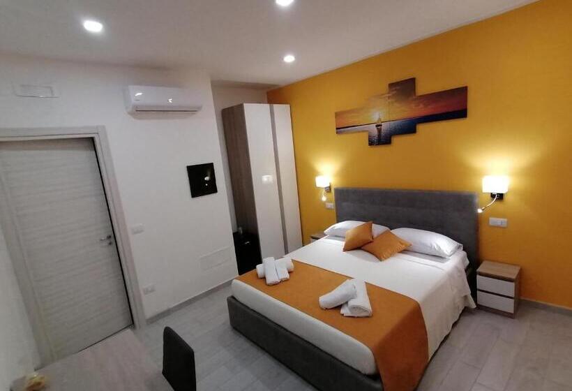 اتاق استاندارد با چشم‌انداز باغ, Costa Blu