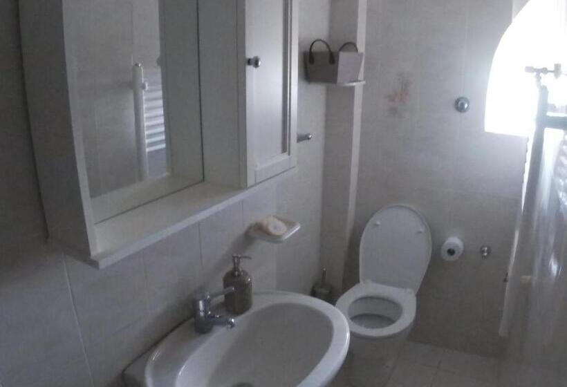 Апартаменты 3 Спальни, B&b Il Grifo