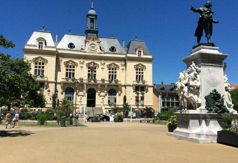 Номер Стандарт, Du Côté De Chez Paule, Chambre Avec Entrée Indépendante Et Salle D Eau Privative