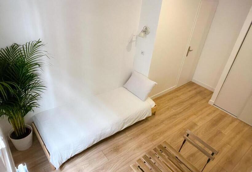 Номер Стандарт Трехместный, Maison D Hôtes City Break Miradour