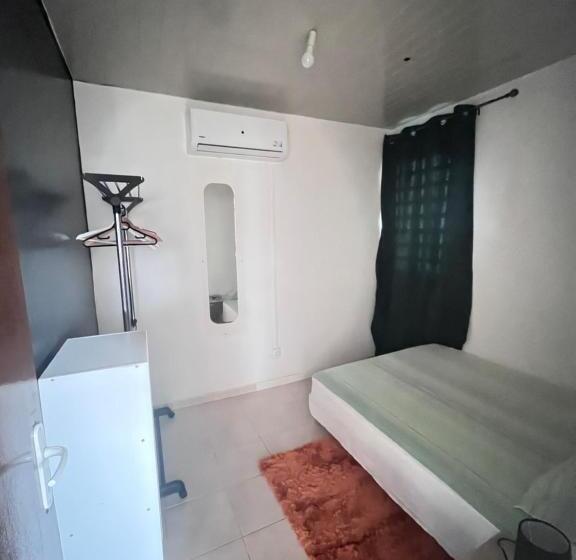 خانه 3 خوابه, Simplissime T4 à Kourou