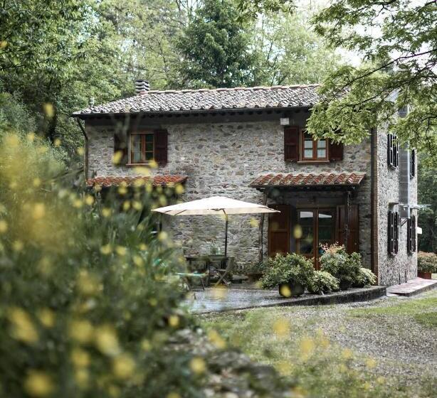 Полулюкс, Pietra D Acqua B&b In The Woods