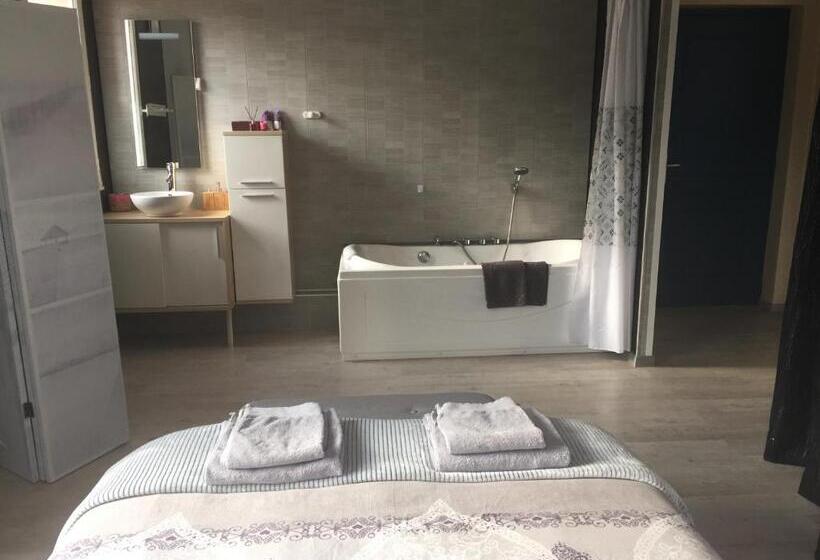 Номер Стандарт Вид на Сад, Chambre D’hôtes Vaucluse