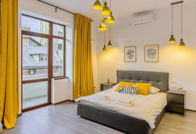 سوئیت با بالکن, Château: Upscale Suites In Bucharest S Historical Center!