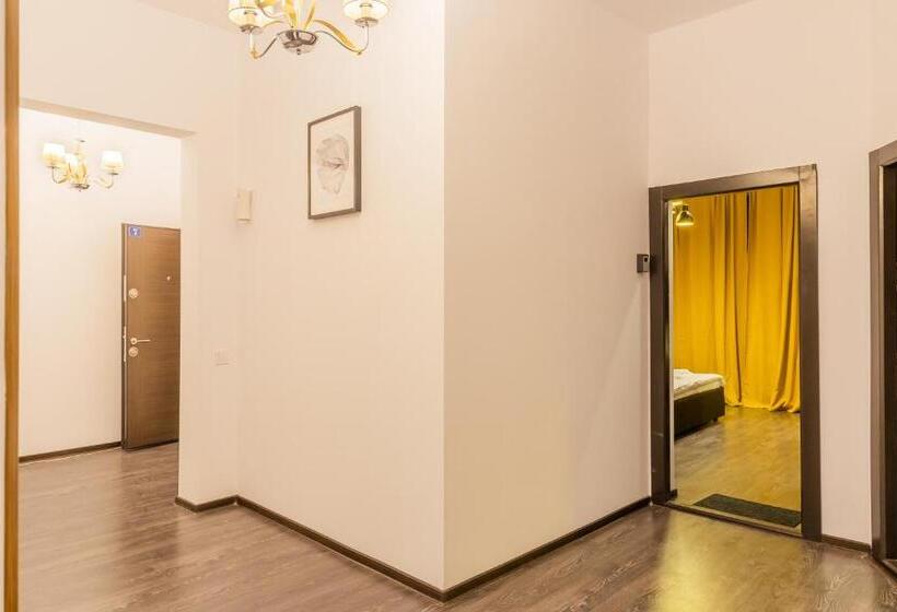 سوئیت با تخت بزرگ, Château: Upscale Suites In Bucharest S Historical Center!