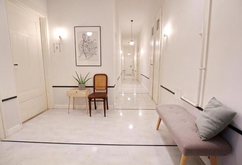 آپارتمان لوکس 1 خوابه, Gellerico Apartments Deák Square