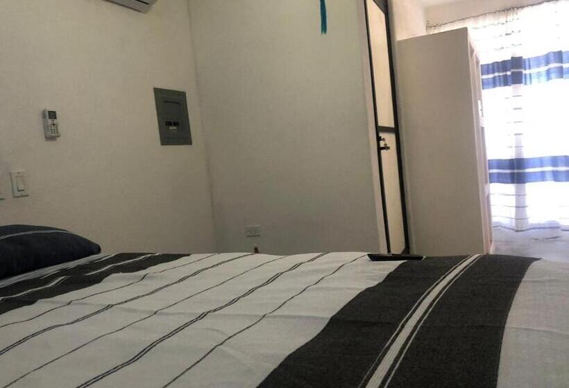 スタンダードルーム, Casa Arrecife Tortuga 3, Beach Is Steps Away! Fast Internet, Private Cozy Room!