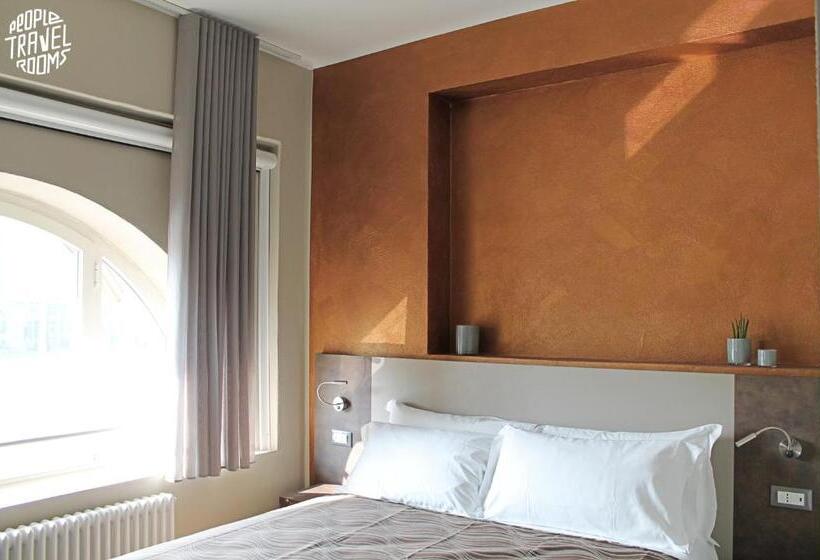 اتاق استاندارد, People Travel Rooms