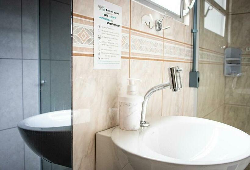 Номер Стандарт Совместная Ванная, Esquina 8 Suítes Confort & Hostel
