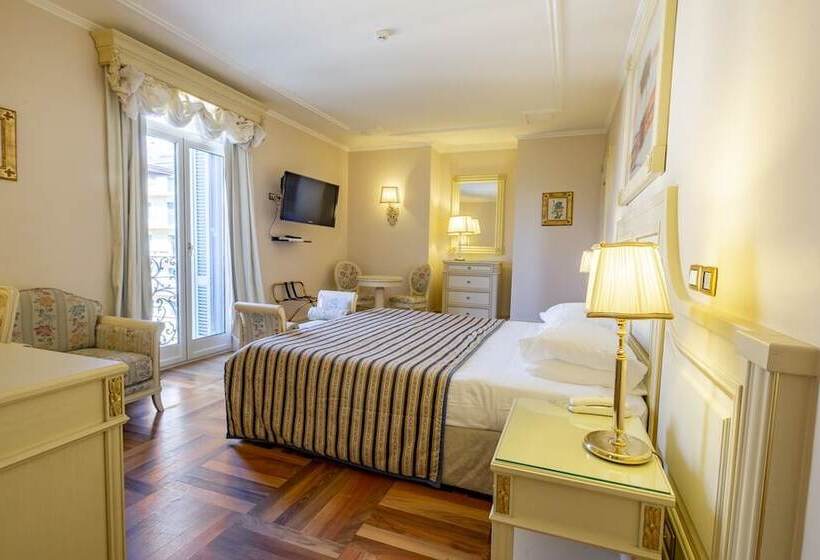 اتاق لوکس, De Paris Sanremo