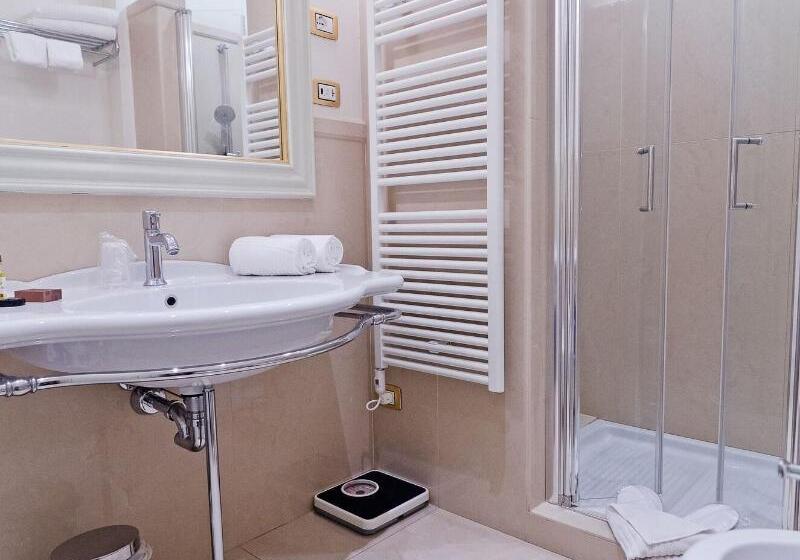 اتاق سوپریور, De Paris Sanremo
