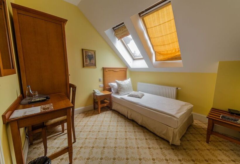 اتاق استاندارد یک نفره, Garden Boutique Residence