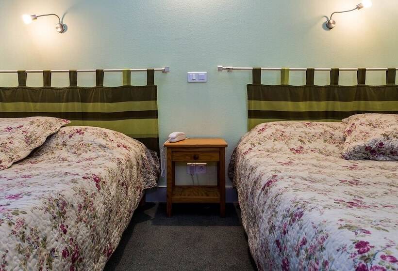 Номер Комфорт, Hôtel Adour