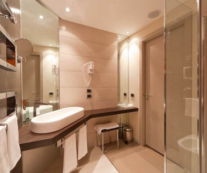 Quarto Premium, Rmh Modena Des Arts