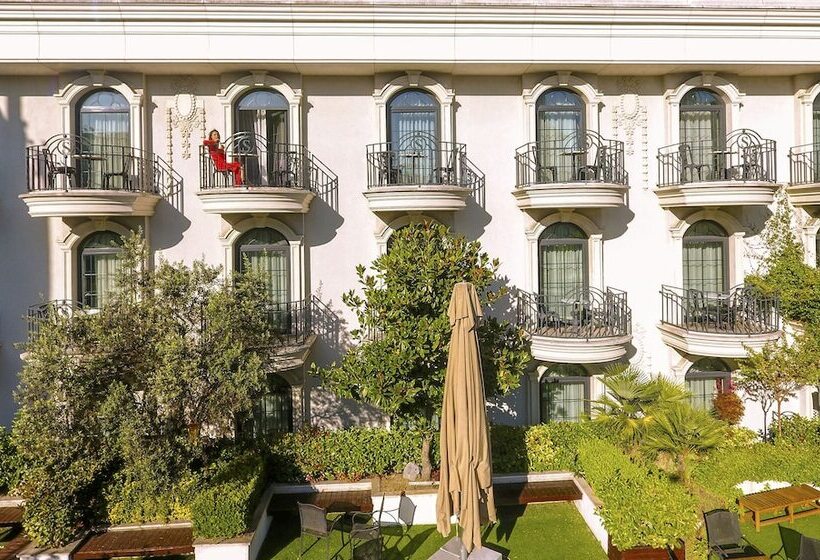 اتاق استاندارد, Sura Design Hotel & Suites