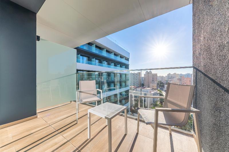 اتاق استاندارد, Sura Design Hotel & Suites